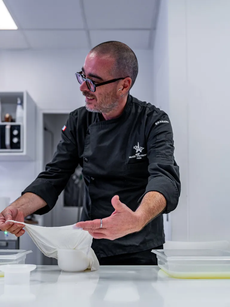 Gabriele, fromager du Musée Vivant du Fromage