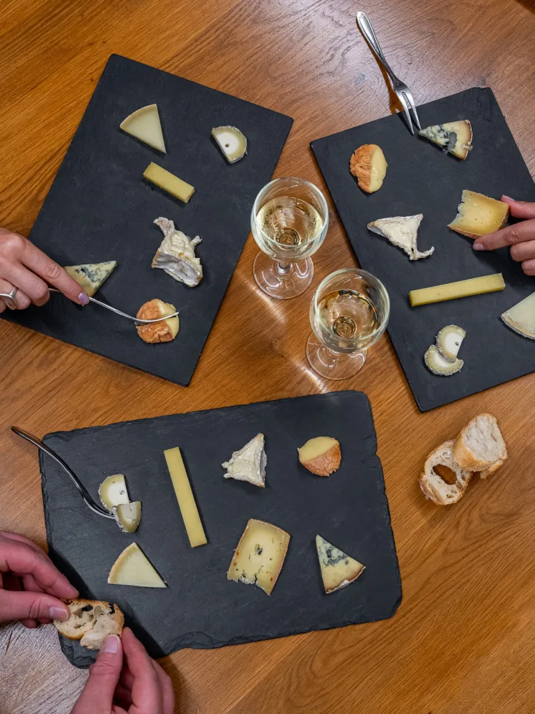Dégustation de fromages avec un fromager du musée