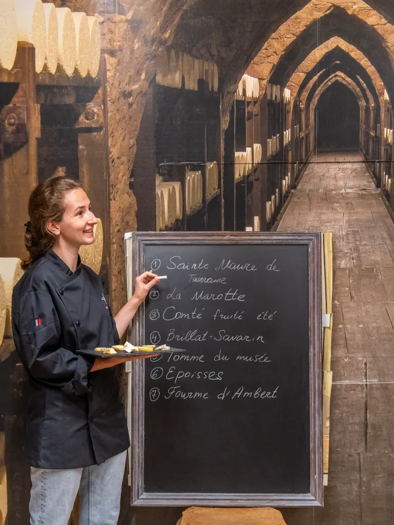 Visite guidée au Musée Vivant du Fromage