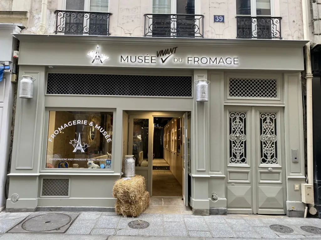 Dégustation de fromages au Musée Vivant du Fromage